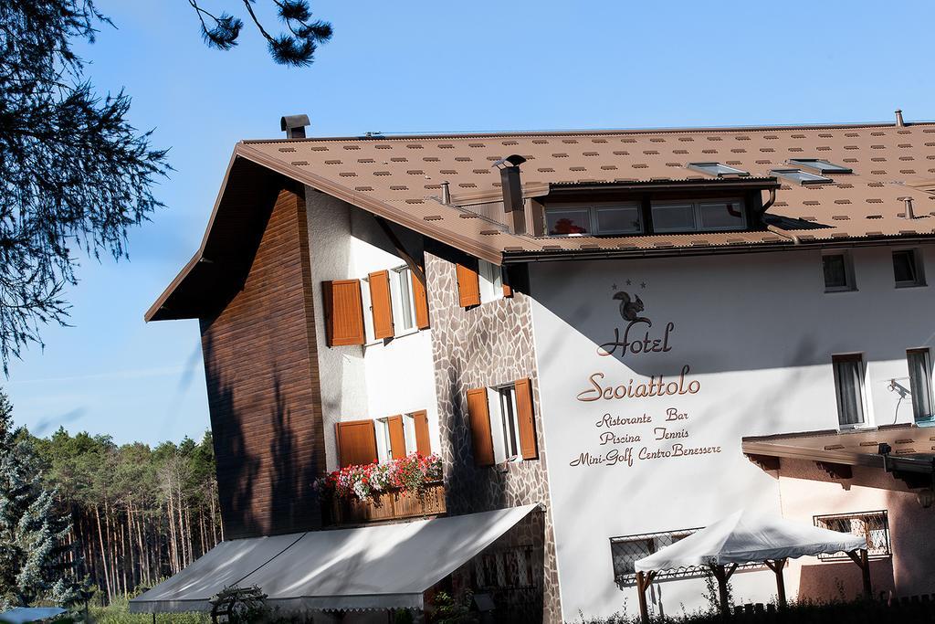Hotel Scoiattolo Baselga di Pine Exterior photo